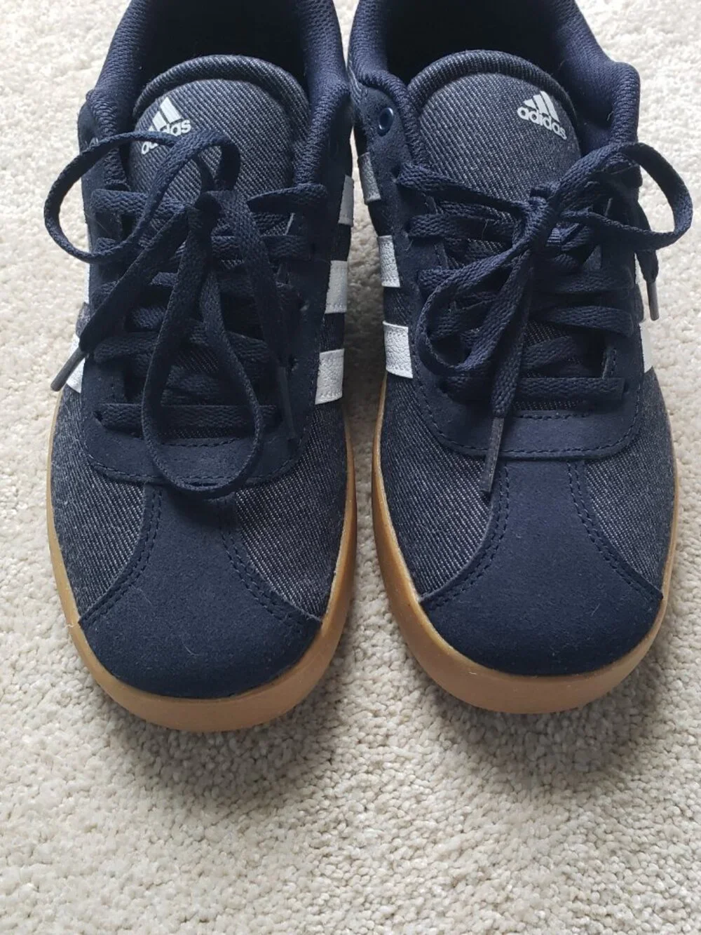 ADIDAS VL court shoes 3.0 boys size 4